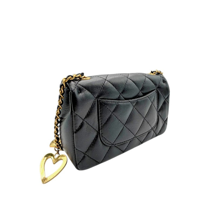 シャネル ミニマトラッセ ミニフラップバッグ チェーンショルダー ラムスキン ブラック AS3456