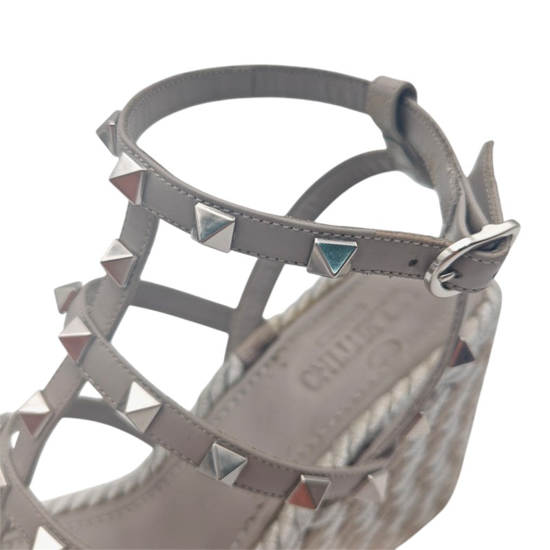 ヴァレンティノ ロックスタッズ ウェッジソールサンダル グレー シルバー金具 
