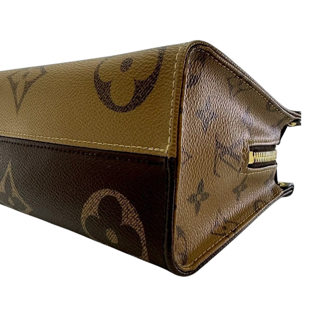 Louis Vuitton / ルイヴィトン　モノグラムジャイアント オンザゴーEW ショルダーバッグ M46653