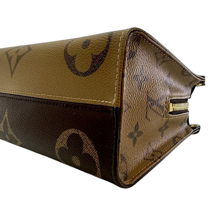 Louis Vuitton / ルイヴィトン　モノグラムジャイアント オンザゴーEW ショルダーバッグ M46653