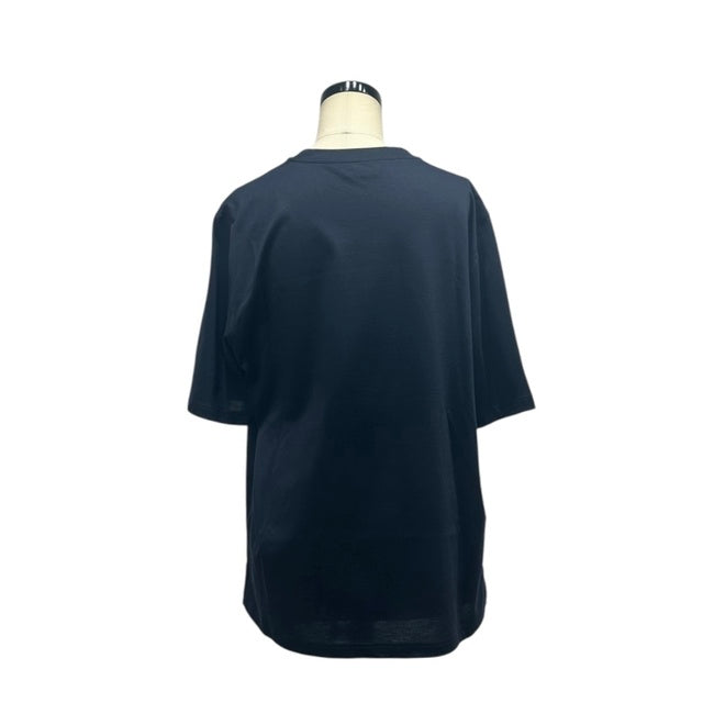 HERMES / エルメス　Tシャツ ミニレザーパッチ《シュヴォー・アン・シンメトリー》