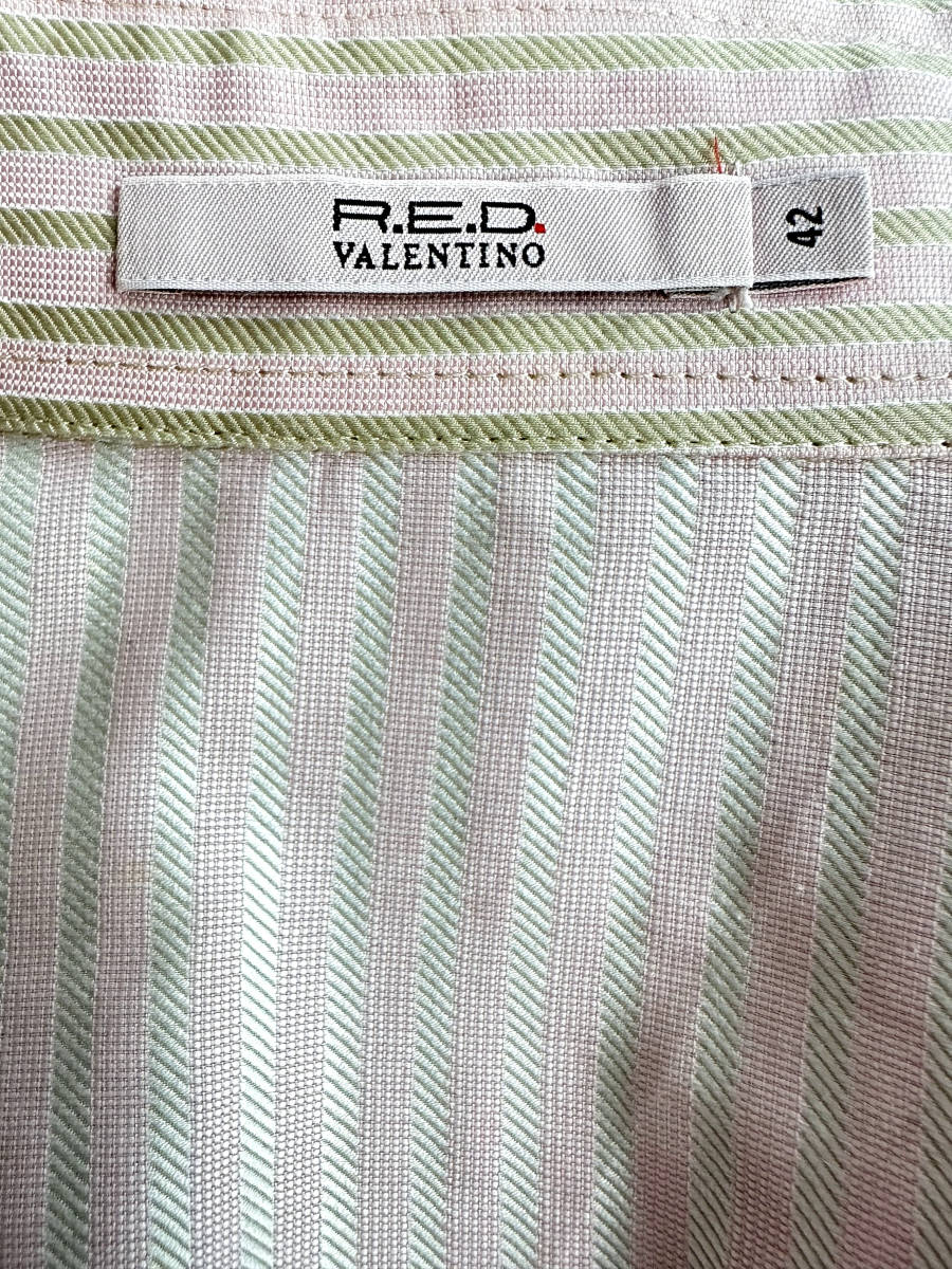 R.E.D VALENTINO / レース付きブラウス