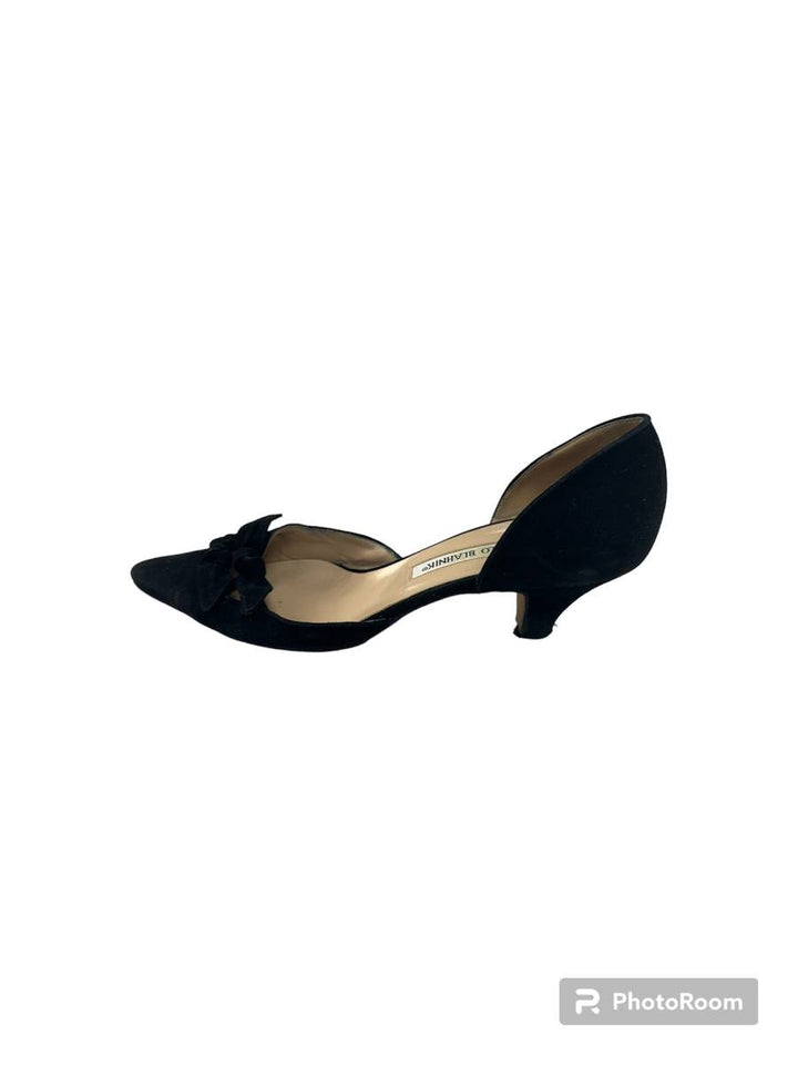 MANOLO BLAHNIK / リボン付きピンヒール